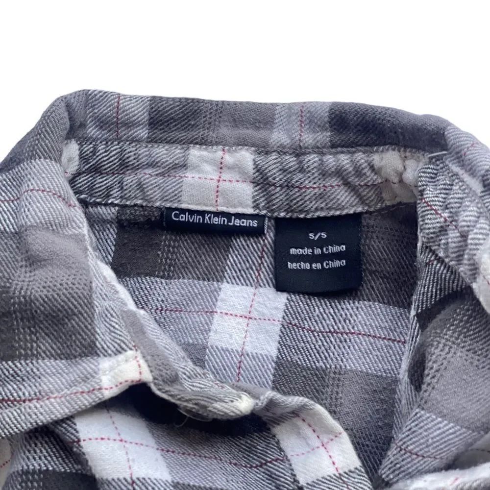 Calvin Klein Boys Long Sleeve Gray Plaid Button Down Shirt - Picture 6 of 6